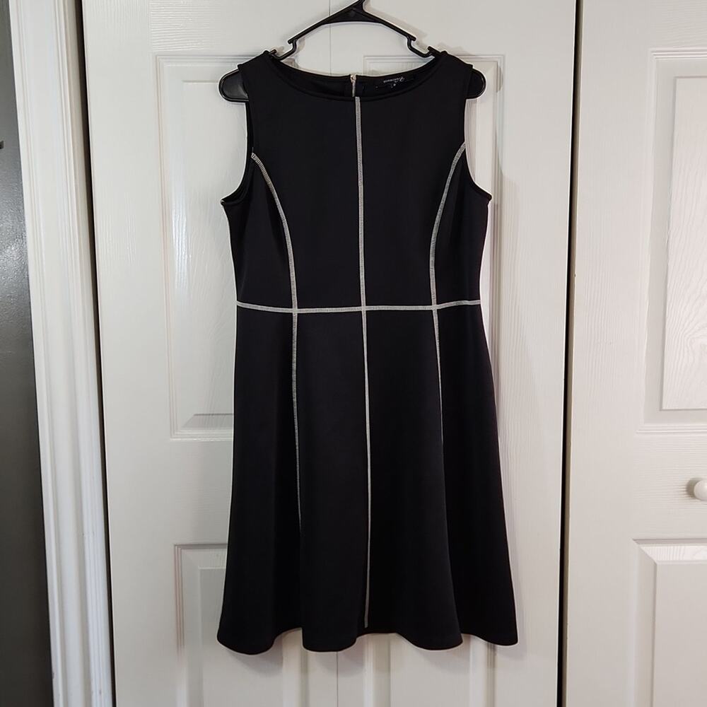 Wardrobe A Women's Sleeveless‎ Black & White Knee Length Dress Size 8 A-Line Zip